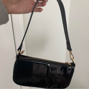 Black shoulder bag